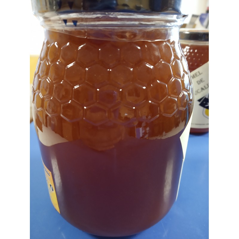 melocotón personal Indomable Miel de Eucalipto medio kilo, casera, cruda, miel artesana. Miel  ligeramente cristalizada por su composición - Abellamel